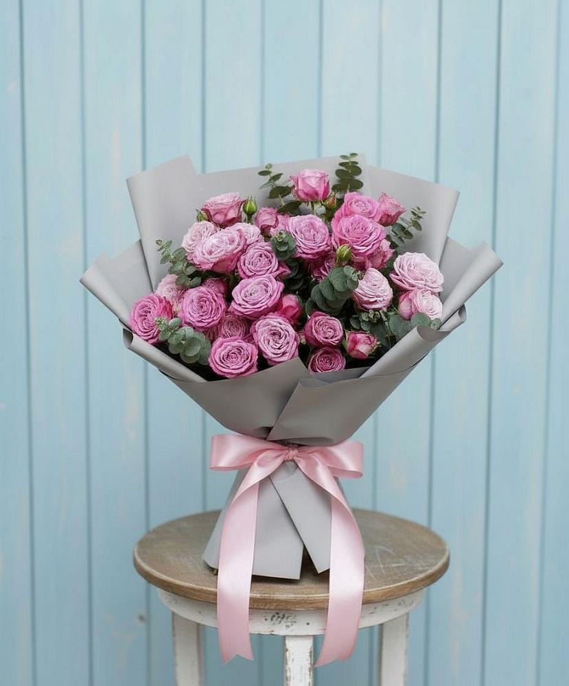 Букет цветов из: Розы в Новомихайловском