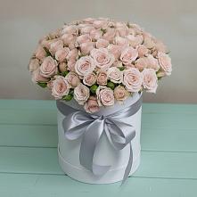 Цветочная композиция из Розы в шляпной коробке #REPLACE_PRED# Новомихайловском