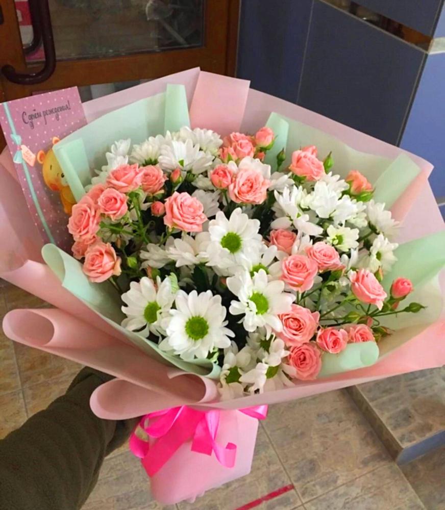 Букет цветов из: Розы и Хризантемы в Новомихайловском