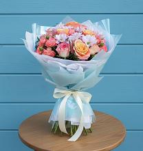 Букет цветов из:  Хризантемы и Розы в Новомихайловском