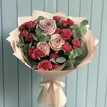 Букет цветов из:  Гвоздики и Розы в Новомихайловском