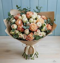 Букет цветов из:  Альстромерии и Розы в Новомихайловском